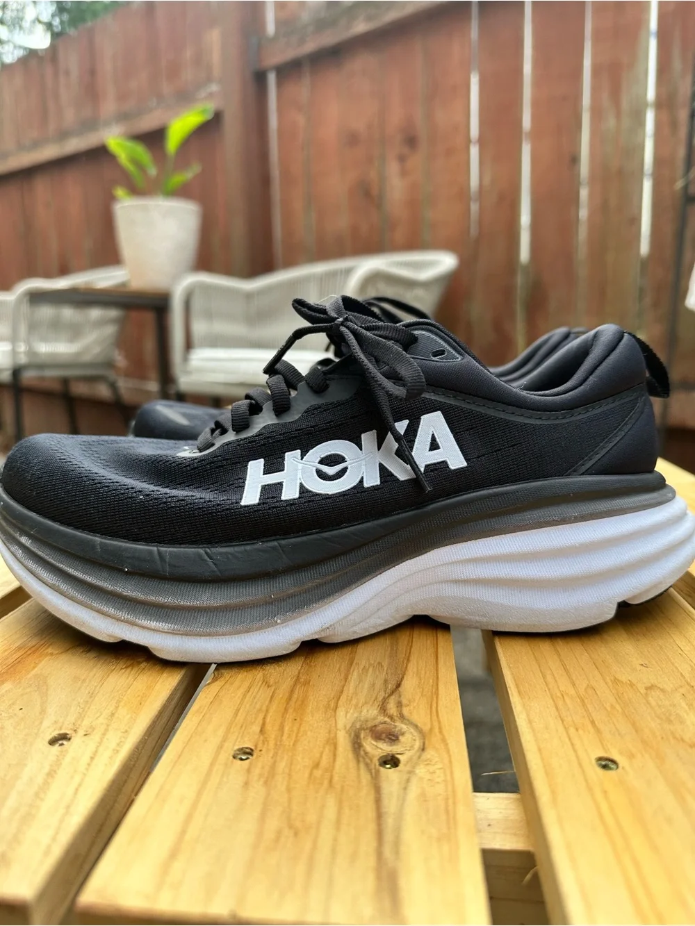 Hoka Bondi Black Women's Size 7 Wide Pre Owned - Picture 2 of 9